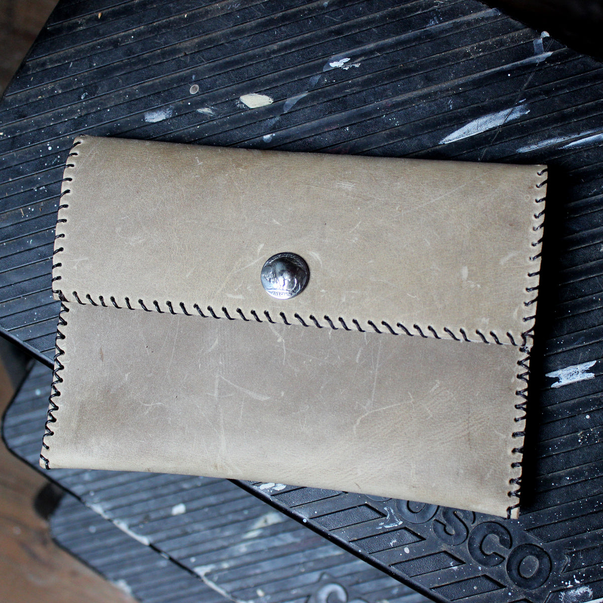 The Buffalo Nickel Snap Clutch