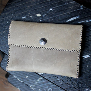 The Buffalo Nickel Snap Clutch (Sea Salt)